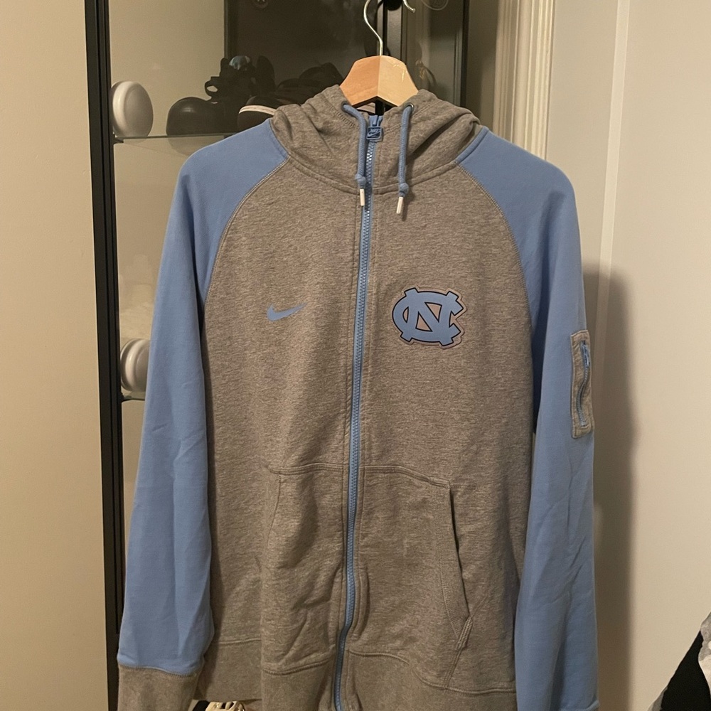 Nike Unc target blue zip up